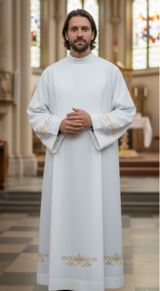 Alba lniana z haftem