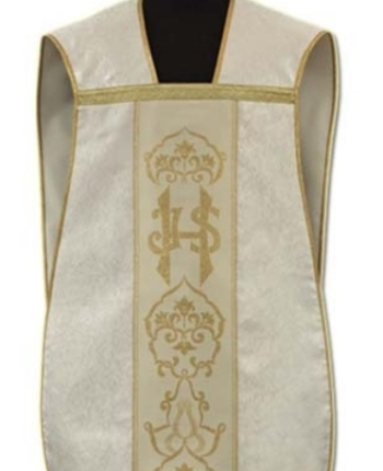 Biały Ornat Rzymski z IHS z Adamaszku i Kremowym Pasem Środkowym