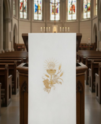 Nakrycie na Ambonę Lektorium Białe z Haftem IHS Komunia