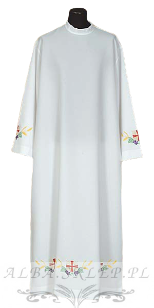 Alba kapłańska haftowana 4