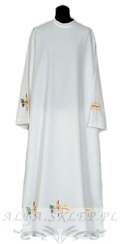 Alba kapłańska haftowana 9