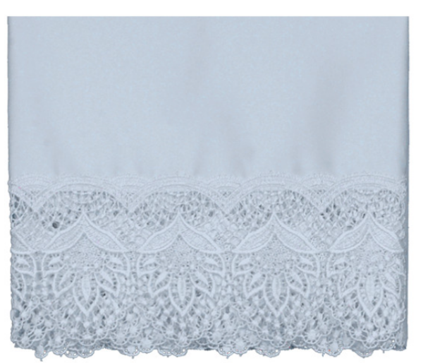 Obrus Ołtarzowy z Gipiurą i Motywem Lilii