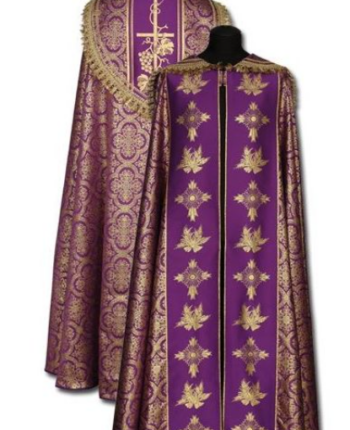 Fioletowa Kapa liturgiczna z bogatymi złotymi zdobieniami